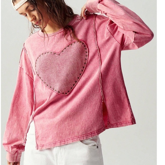 Tops - Cozy Pink Studded Heart Patch Oversized Long Sleeve Top